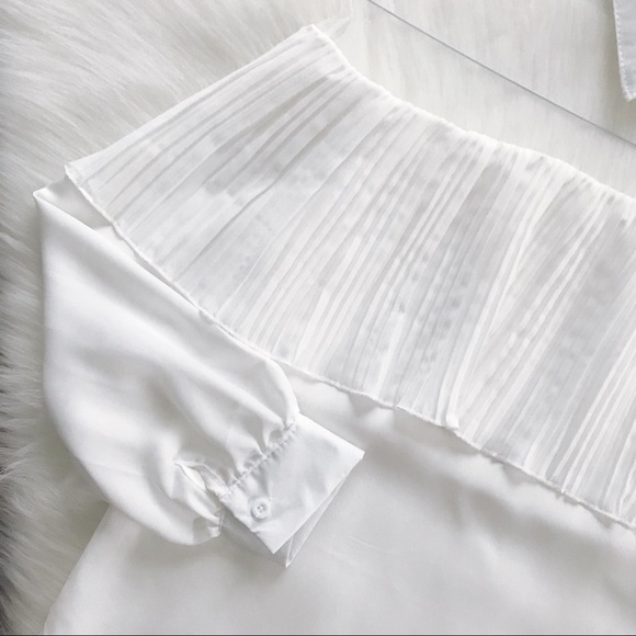 🌟SALE🌟White Crepe Long Sleeve Shirt - Picture 4 of 7